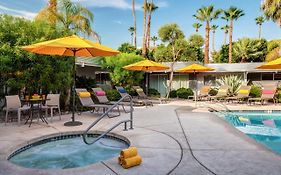 Avance Hotel Palm Springs
